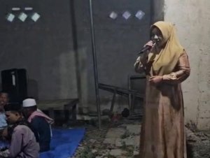 Arnih Aryani, S.Pd.I., menyatakan kesiapannya maju sebagai bakal calon Kepala Desa Karanganyar, Kecamatan Karangbahagia, Kabupaten Bekasi