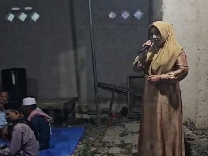 Arnih Aryani, S.Pd.I., menyatakan kesiapannya maju sebagai bakal calon Kepala Desa Karanganyar, Kecamatan Karangbahagia, Kabupaten Bekasi