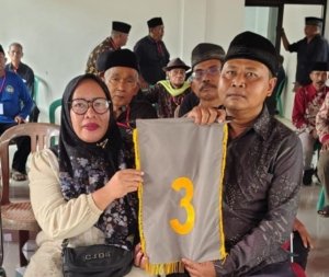 Siman Sagita Samyong, Nomor Urut 3 Pilkades Cipayung.