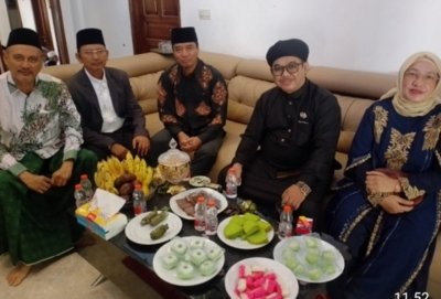 Suasana Dzikir Bersama di kediaman H. Mulyadi dan Hj. Rumiyati, Ketua TP Sriwijaya Kab. Bandung